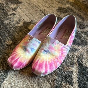 Bobs for sketchers tie dye.